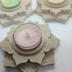 Karácsonyi szójaviasz gyertya kerámia gyertyatartóban